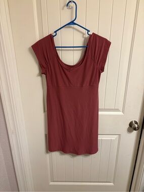 SO Rose-Mauve Scoop Neck Mini Dress